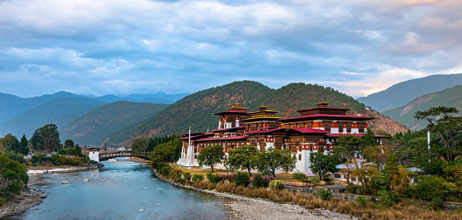 Punakha Dzong at dusk where the Pho Chhu and Mo Chhu rivers meet
