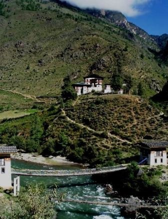 iron-bridge-paro